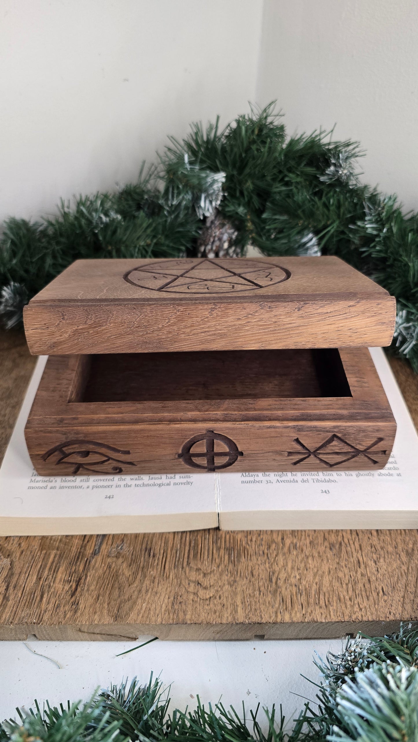 The 'Demon-trap' box