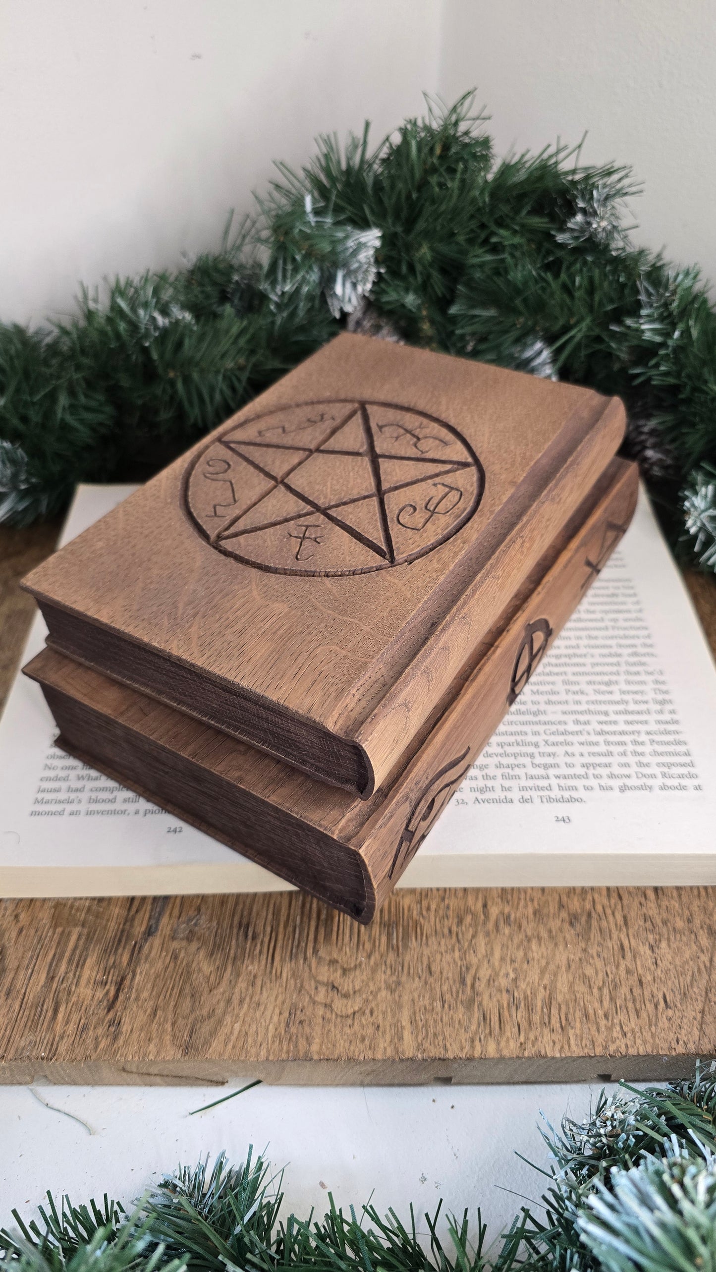 The 'Demon-trap' box